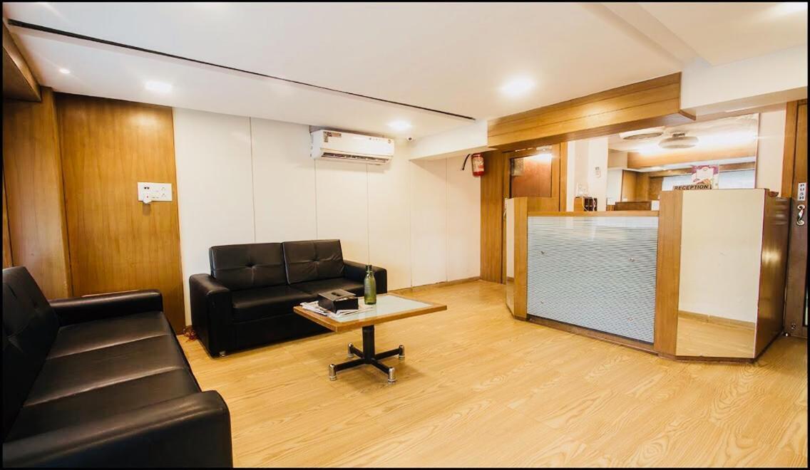 Qubestay Airport Capsule Hotel & Hostel Mumbai Kültér fotó